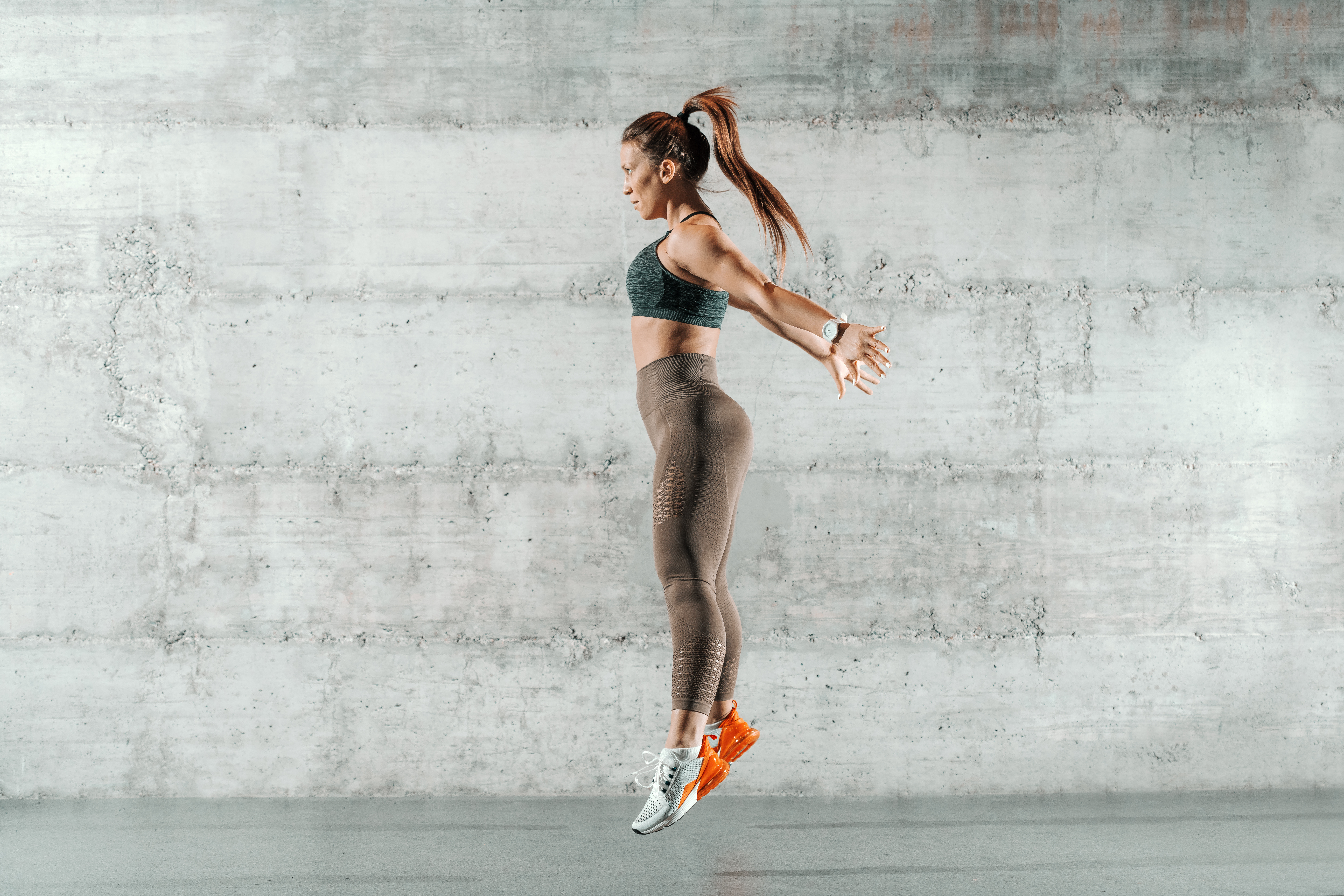 5 Plyometric Exercises You Can Do Anywhere